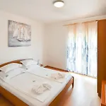 Coastal Comfort Family بيوغْغاد نا موغو