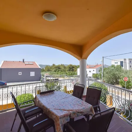 Coastal Comfort Family *