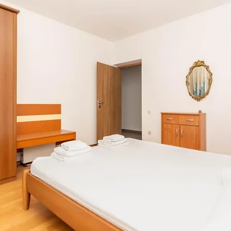 Coastal Comfort Family Lägenhet Biograd Na Moru