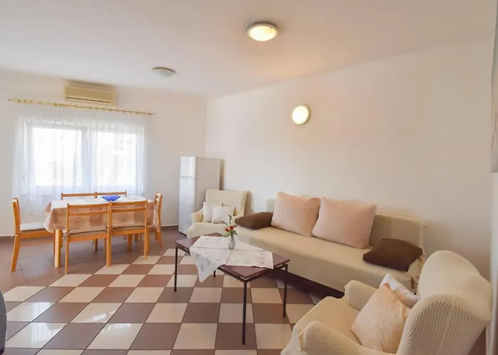 Apartment Coastal Comfort Family Biograd Na Moru